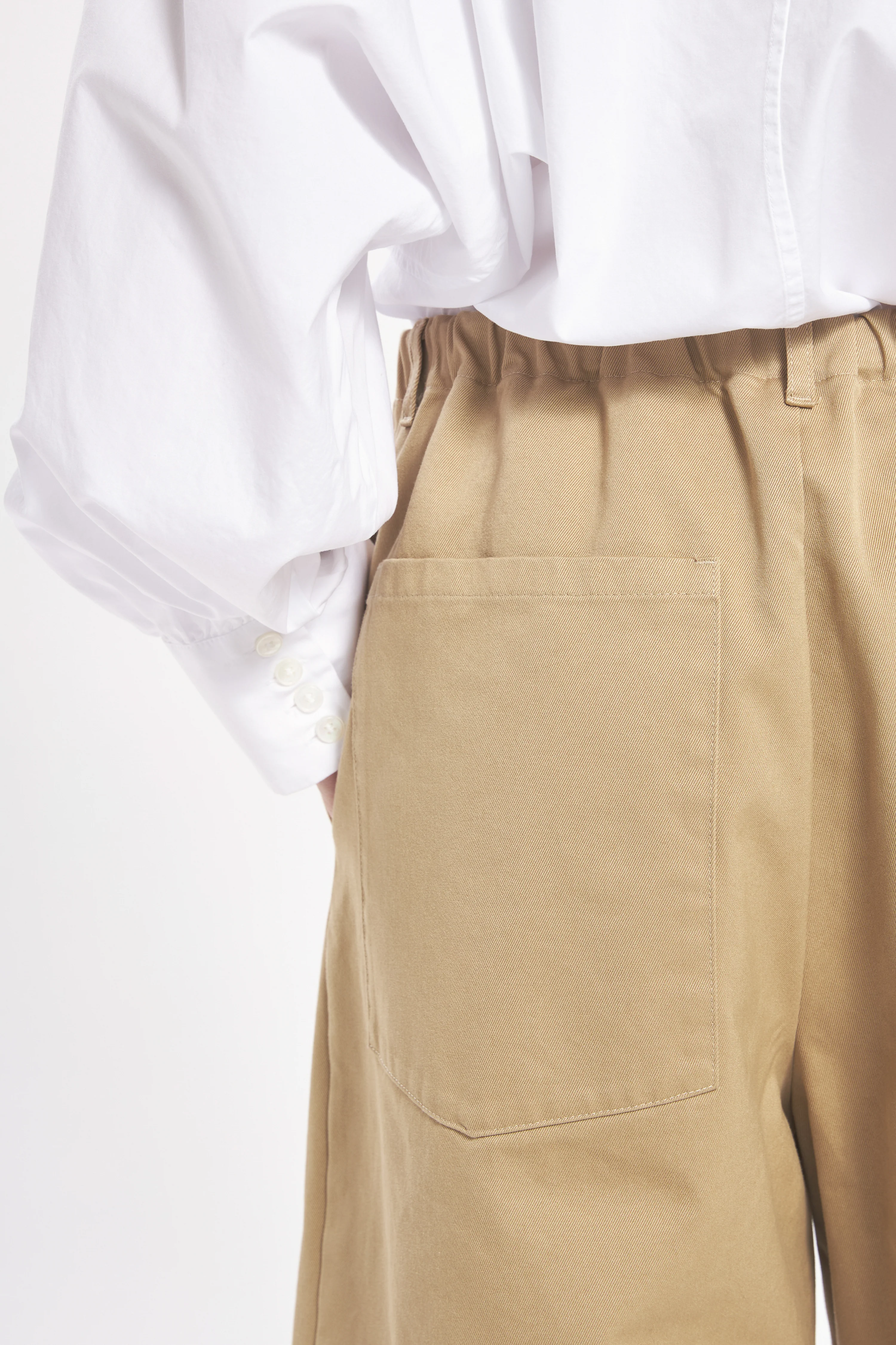 Shorts Amado Varotto Khaki - Image 5